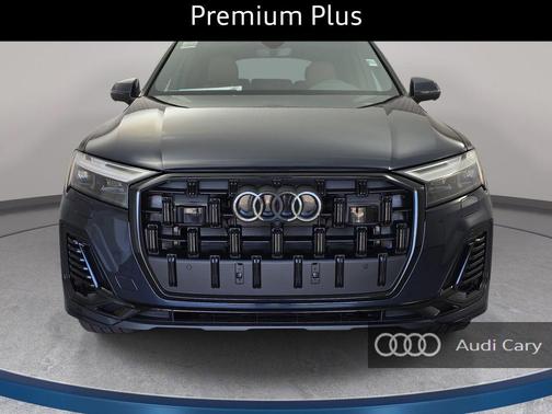 Waitomo Blue Metallic 2026 Audi Q7 45 Premium Plus