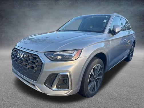 2022 Audi Q5 45 S line Premium Plus