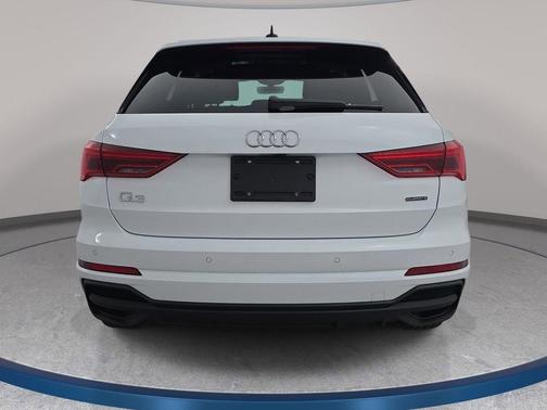 Arkona White 2025 Audi Q3 Premium 45 TFSI S line quattro Tiptronic