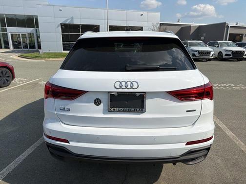 Arkona White 2025 Audi Q3 Premium 45 TFSI S line quattro Tiptronic