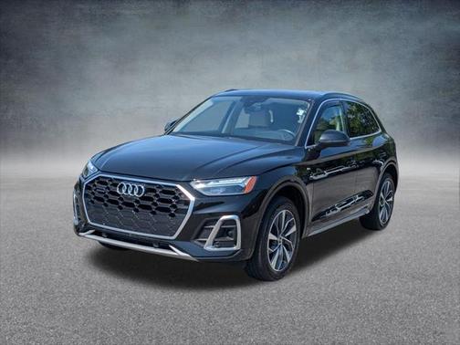 2022 Audi Q5 45 S line Premium Plus
