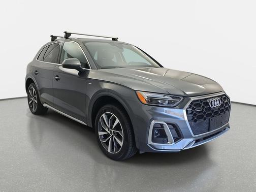 2023 Audi Q5 45 S line Premium Plus