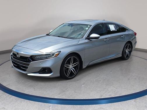 Platinum White Pearl 2021 Honda Accord Touring 2.0T