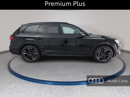 Mythos Black Metallic 2026 Audi Q7 55 Premium Plus