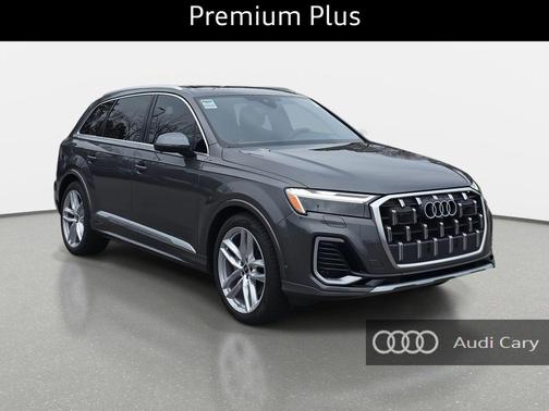 2025 Audi Q7 55 Premium Plus