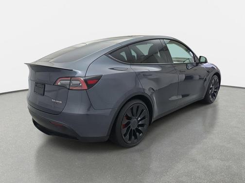 2022 Tesla Model Y Performance Dual Motor All-Wheel Drive