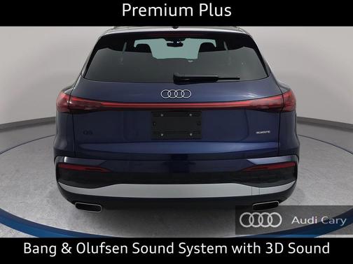 Navarra Blue Metallic 2026 Audi Q5 Premium Plus TFSI quattro S tronic