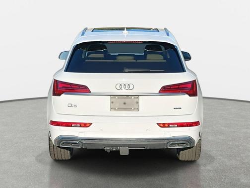 2024 Audi Q5 45 S line Prestige