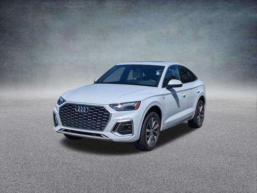 2022 Audi Q5 45 S line Premium Plus