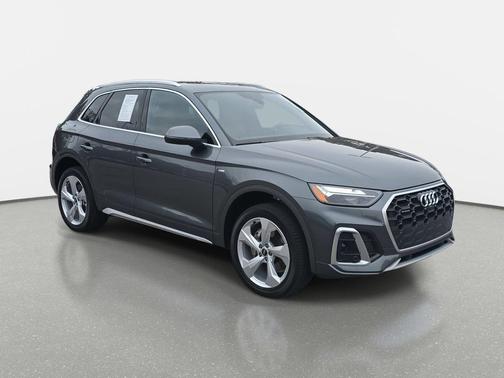 2023 Audi Q5 45 S line Premium Plus