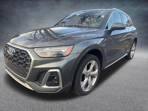 2023 Audi Q5 45 S line Premium Plus
