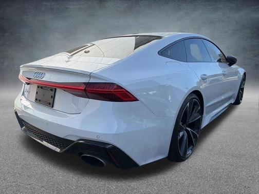 Glacier White Metallic 2025 Audi RS 7 4.0T Performance