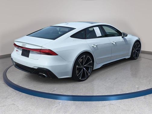 Glacier White Metallic 2025 Audi RS 7 4.0T Performance