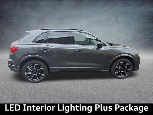 Daytona Gray Pearl Effect 2025 Audi Q3 45 S line Premium Plus