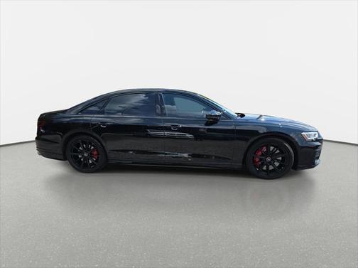 2022 Audi S8 4.0T