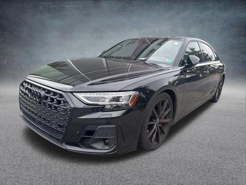 2022 Audi S8 4.0T
