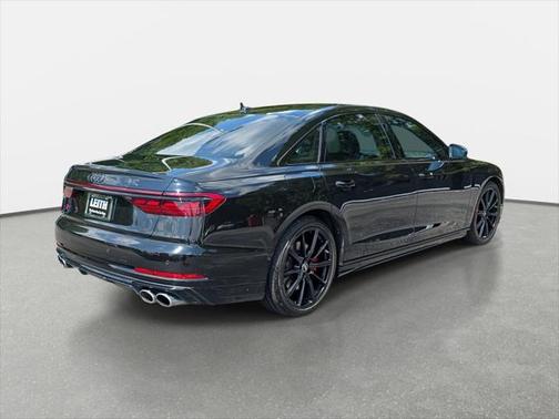 2022 Audi S8 4.0T