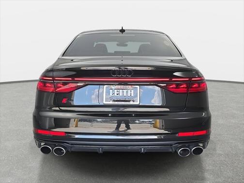 2022 Audi S8 4.0T