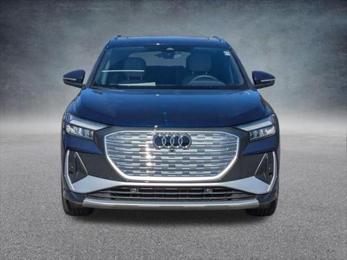 2025 Audi Q4 e-tron Premium Plus 55 quattro