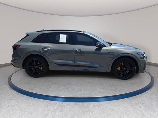 Chronos Gray 2022 Audi e-tron Chronos