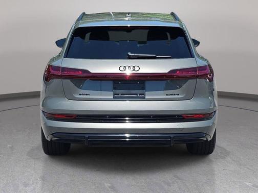 Chronos Gray 2022 Audi e-tron Chronos