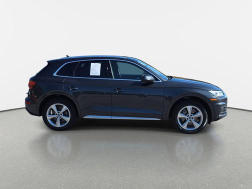 2020 Audi Q5 45 Premium