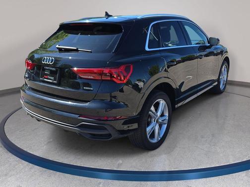 Mythos Black Metallic 2023 Audi Q3 45 S line Premium Plus