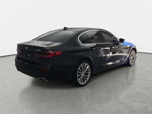 2023 BMW 530 i