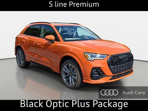 2025 Audi Q3 Premium 45 TFSI S line quattro Tiptronic