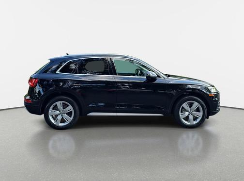2019 Audi Q5 2.0T Premium Plus