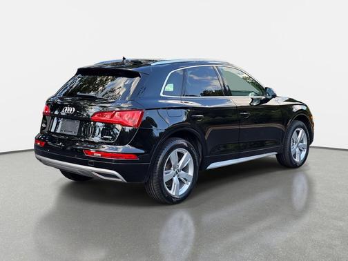 2019 Audi Q5 2.0T Premium Plus