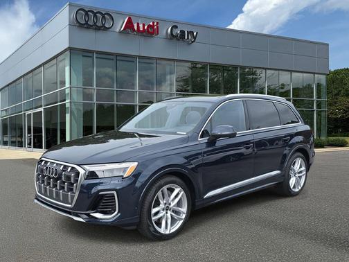 2025 Audi Q7 55 Premium Plus