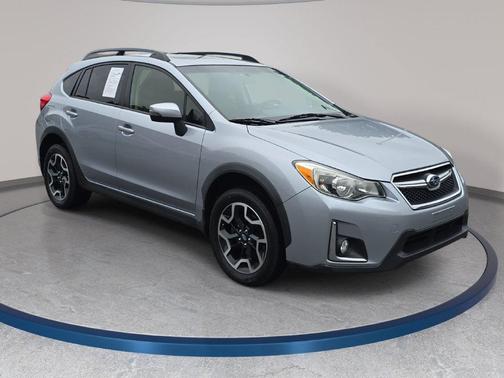 Ice Silver Metallic 2016 Subaru Crosstrek 2.0i Limited