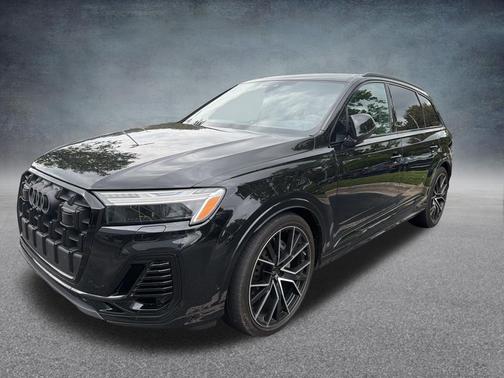 Mythos Black Metallic 2025 Audi Q7 55 Prestige