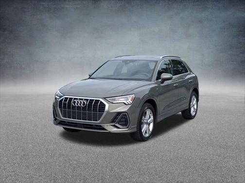 2024 Audi Q3 Premium 45 TFSI S line quattro Tiptronic