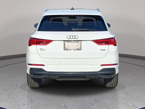 Ibis White 2020 Audi Q3 45 S line Premium