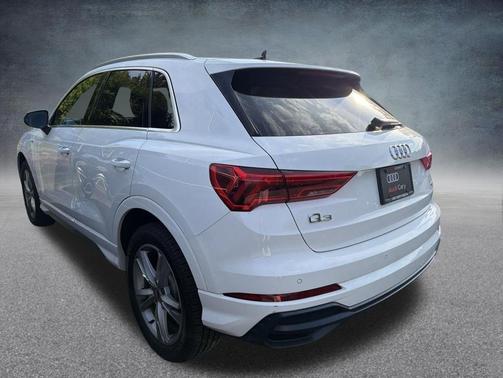 Ibis White 2020 Audi Q3 45 S line Premium