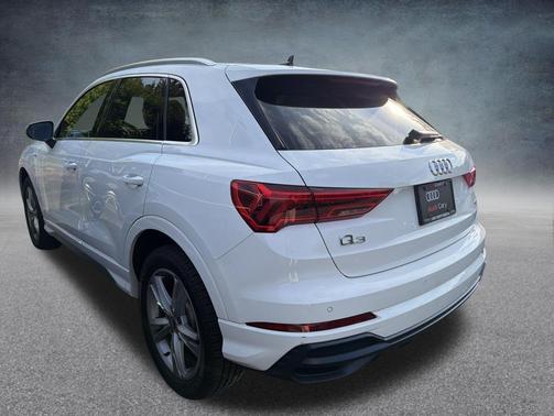 Ibis White 2020 Audi Q3 45 S line Premium