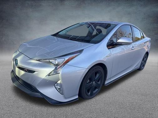 2017 Toyota Prius Three Touring