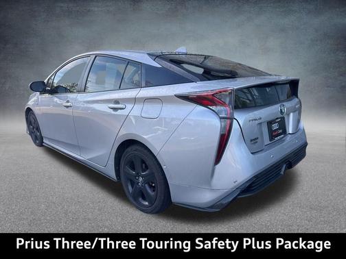 2017 Toyota Prius Three Touring