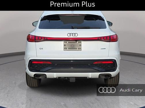 Glacier White 2026 Audi Q5 Sportback Premium Plus TFSI quattro S tronic