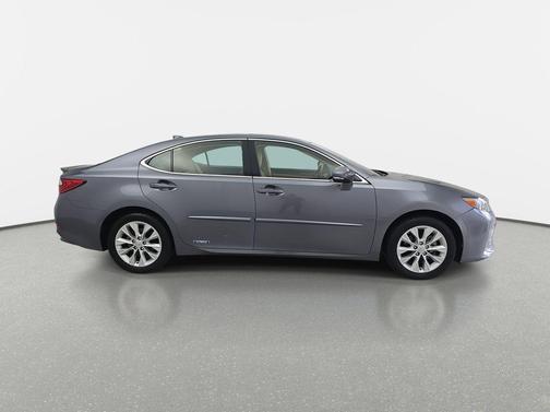 2015 Lexus ES 300h Base