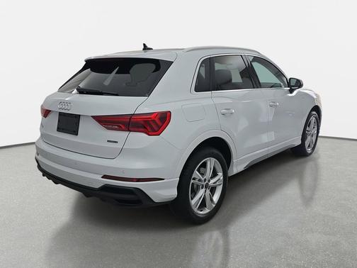 2023 Audi Q3 45 S line Premium Plus