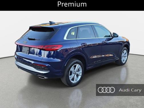 2025 Audi Q5 Premium TFSI quattro S tronic