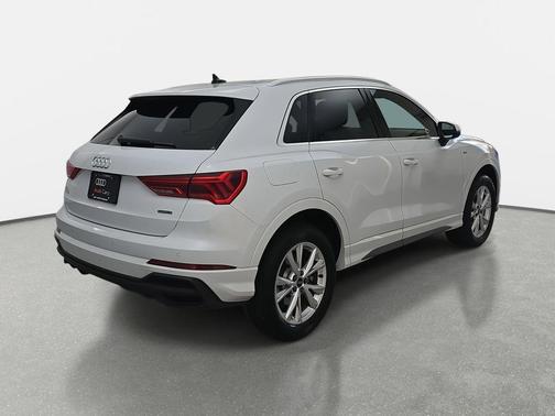 2025 Audi Q3 45 S line Premium Plus
