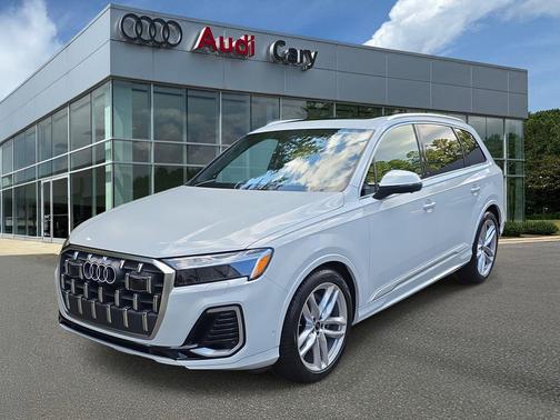 2025 Audi Q7 55 Prestige