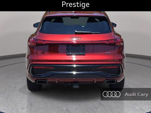 Grenadine Red Metallic 2026 Audi Q5 Prestige TFSI quattro S tronic