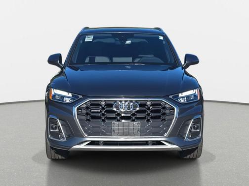 2022 Audi Q5 45 S line Premium Plus