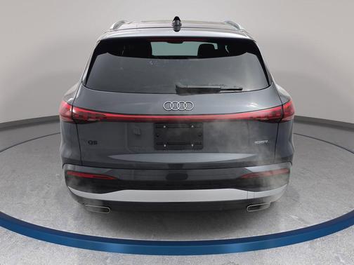 Tambora Gray Metallic 2025 Audi Q5 Premium Plus TFSI quattro S tronic