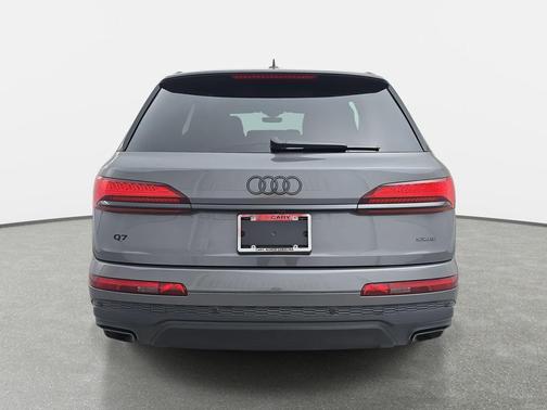 2025 Audi Q7 45 Premium